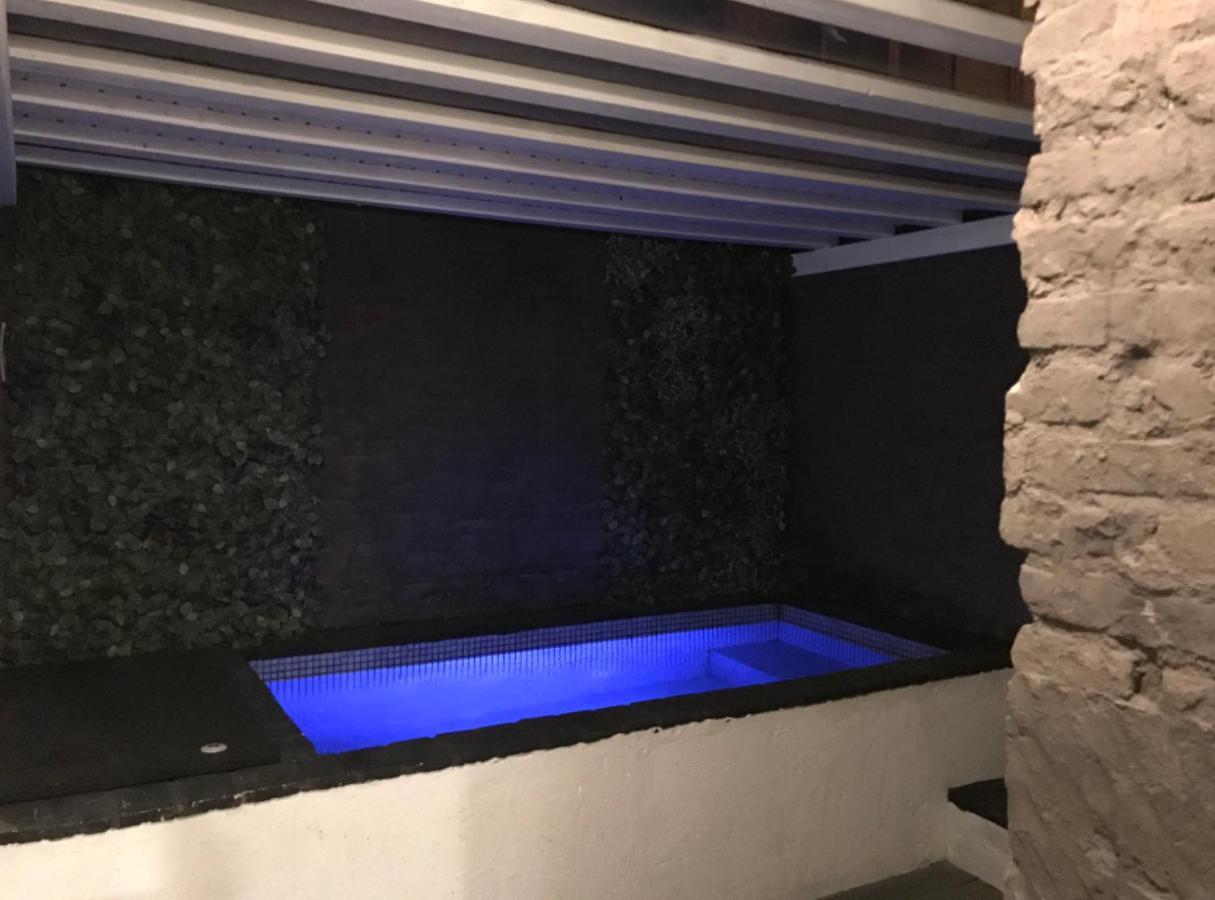 Pequeno Alojamiento Con Mini Piscina - No Climatizada Valencia Exterior foto