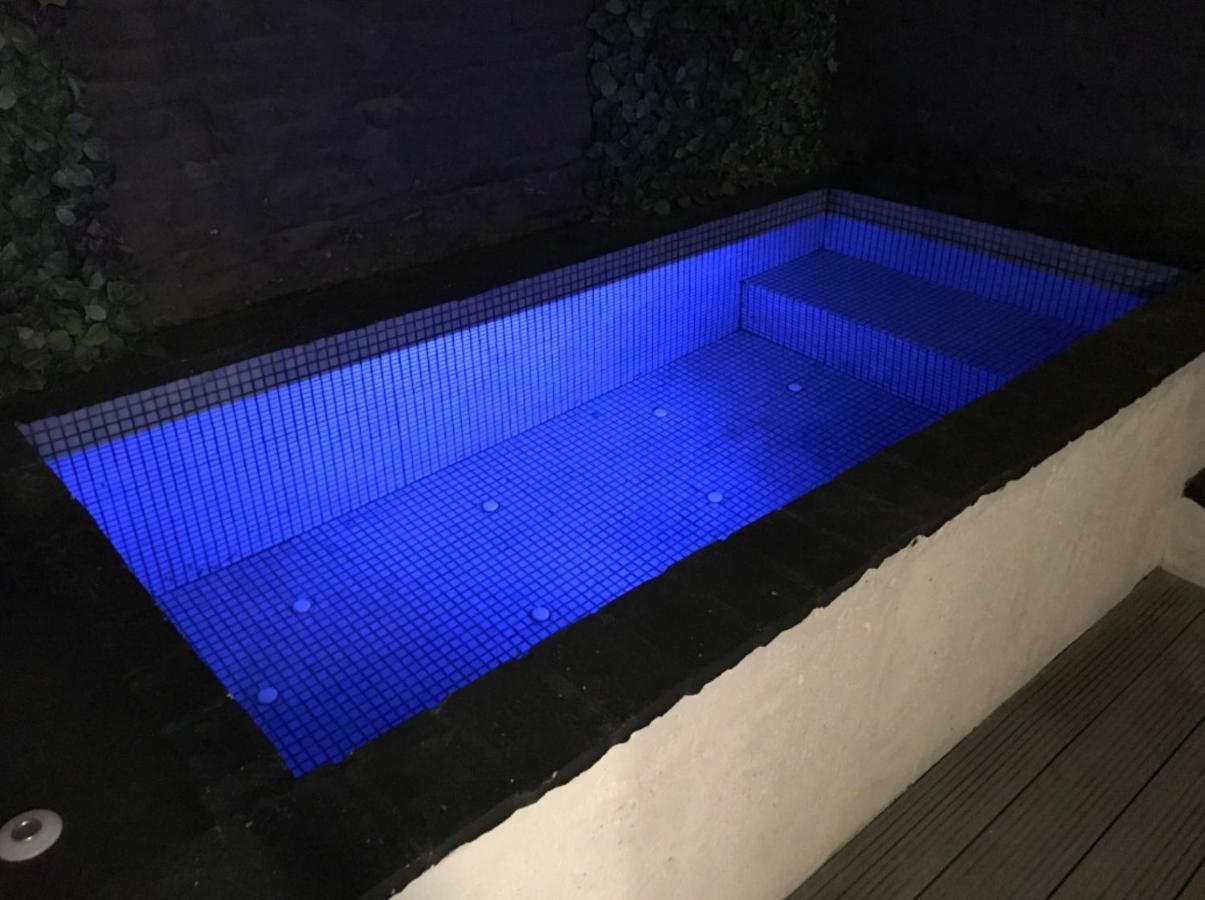 Pequeno Alojamiento Con Mini Piscina - No Climatizada Valencia Exterior foto